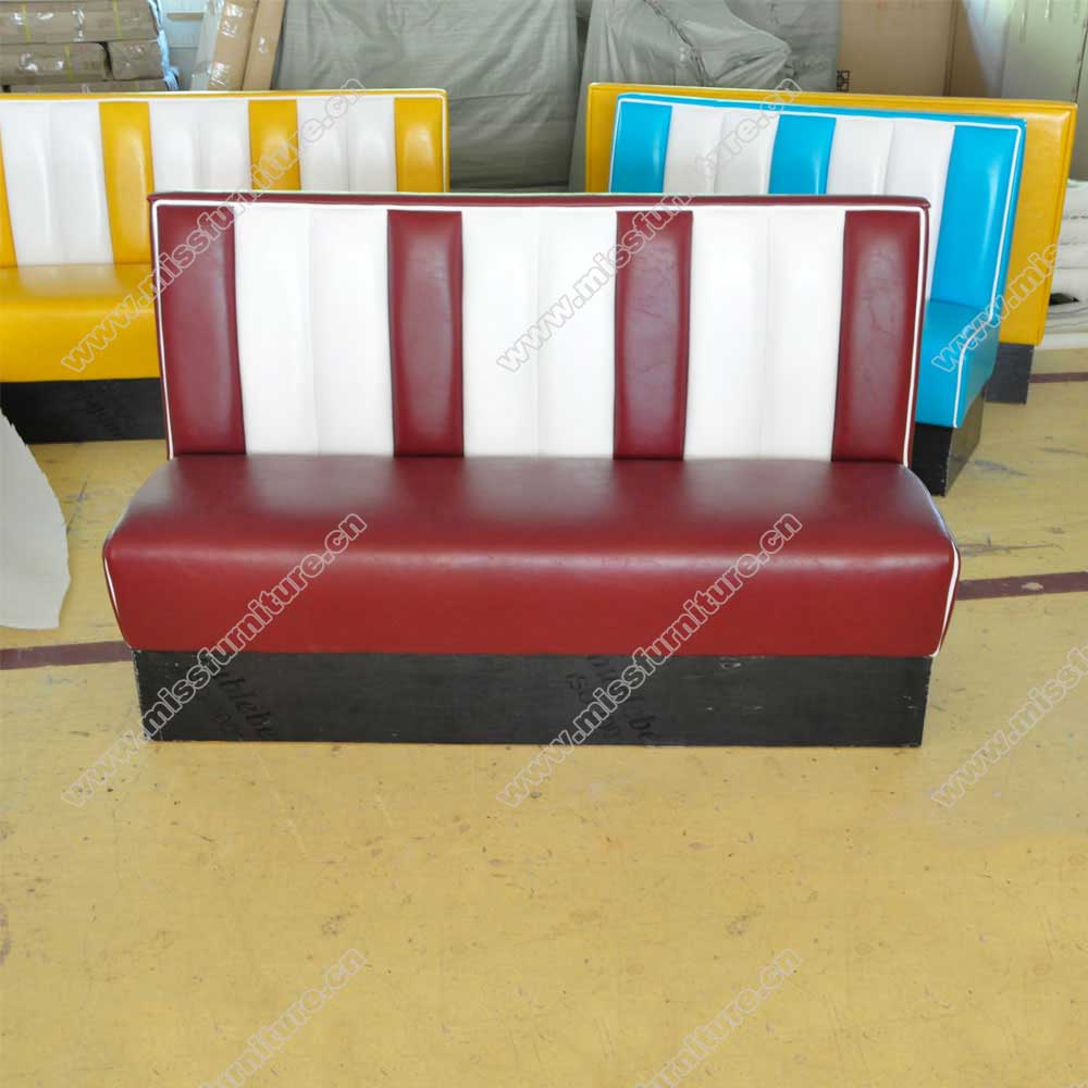 Classci 3 seating long glossy leather american retro dining room Bel Air diner booth sofas, glossy 3 seater american Bel Air diner booth sofas,American 1950s style retro diner booth seating furniture M-8513